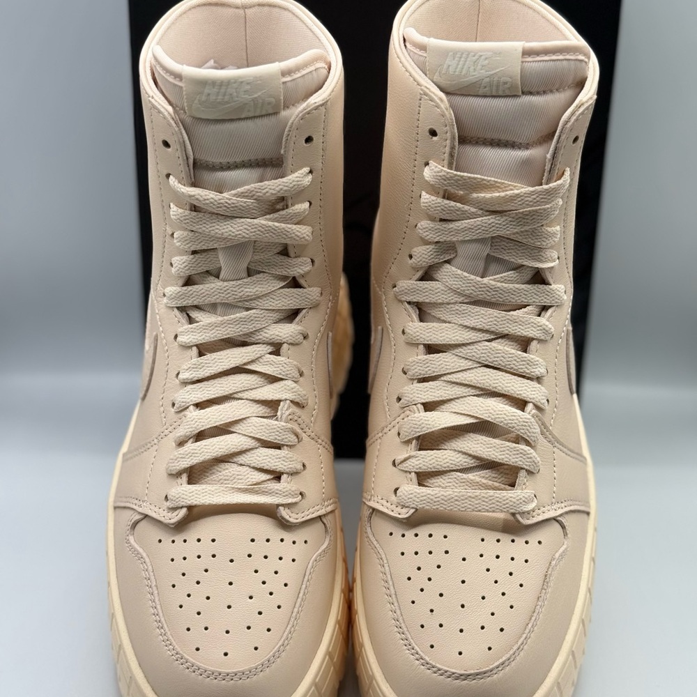 NIKE AIR JORDAN 1 BROOKLYN BOOTS - Picture 6 of 9